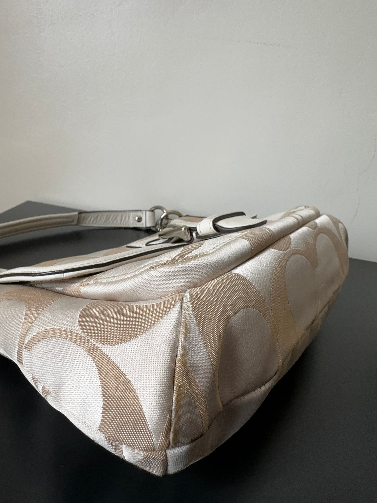 Coach Campbell Signature Hobo