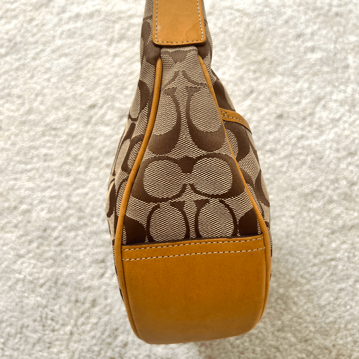Coach Hampton Hobo Bag In Light Brown