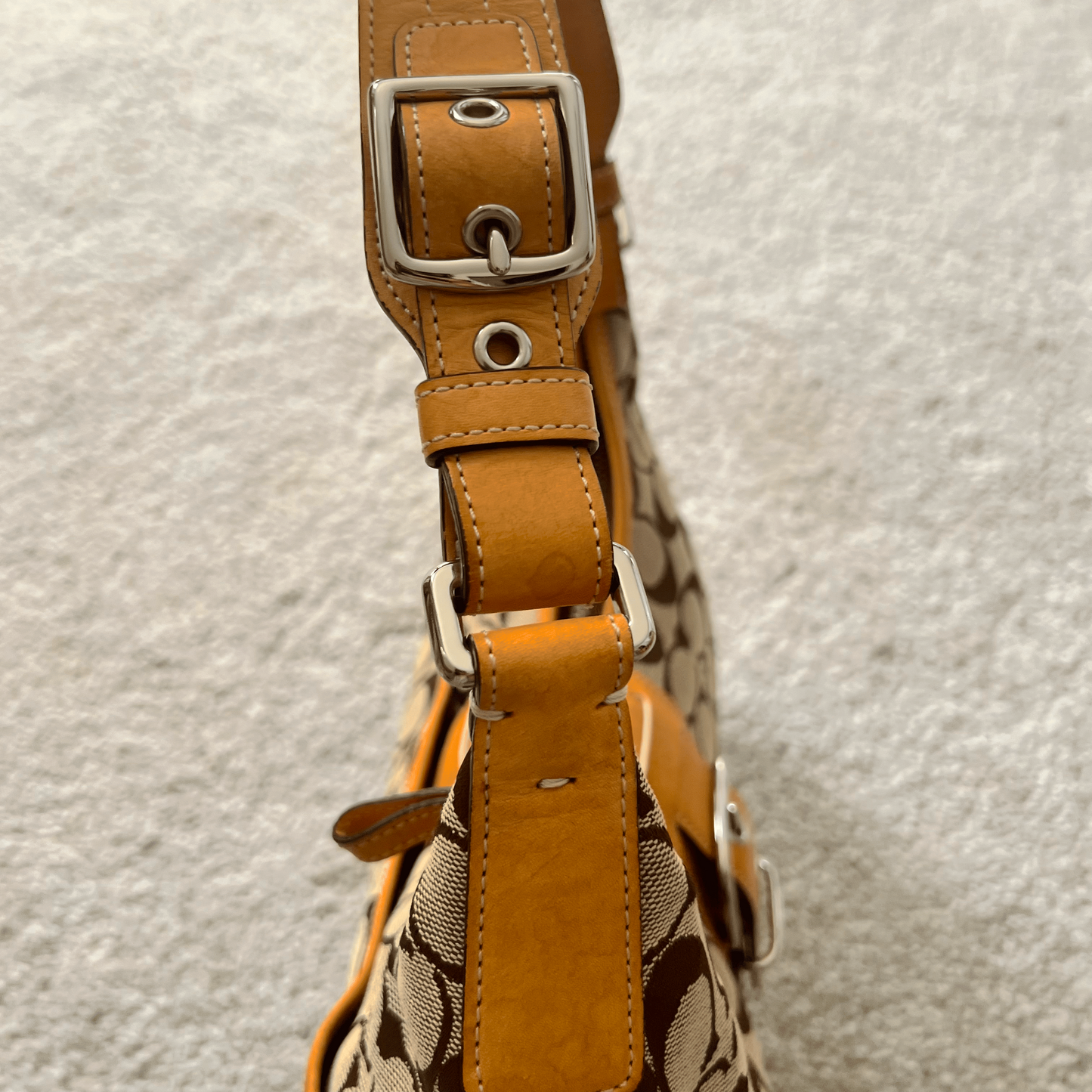 Coach Hampton Hobo Bag In Light Brown
