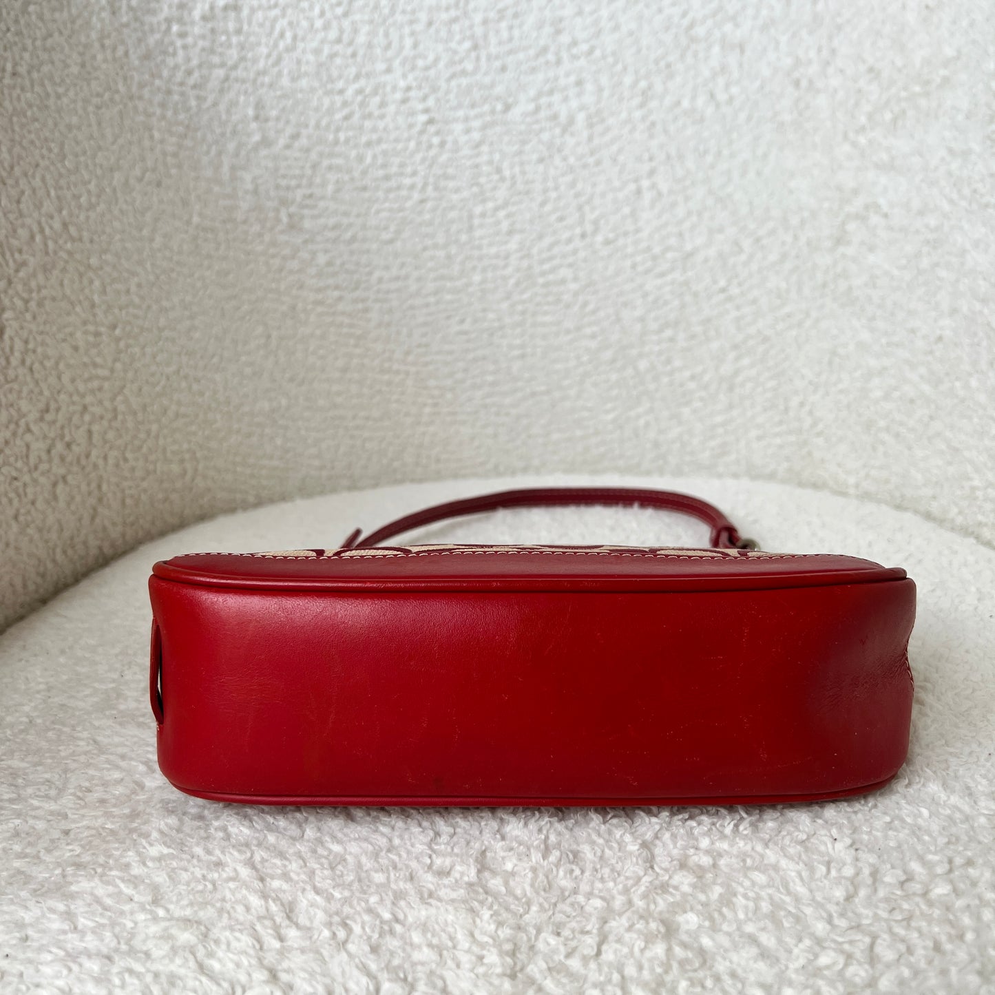 Coach Signature Demi Pochette in Red
