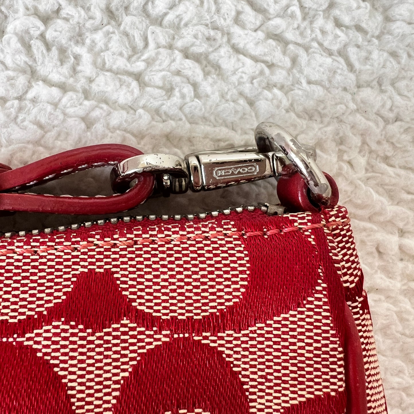 Coach Signature Demi Pochette in Red