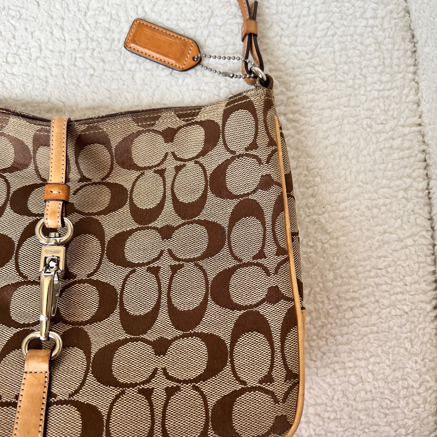 Coach Hamptons Signature Hobo Shoulder Bag