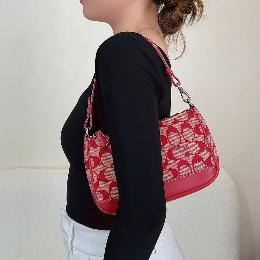 Coach Signature Demi Pochette in Red